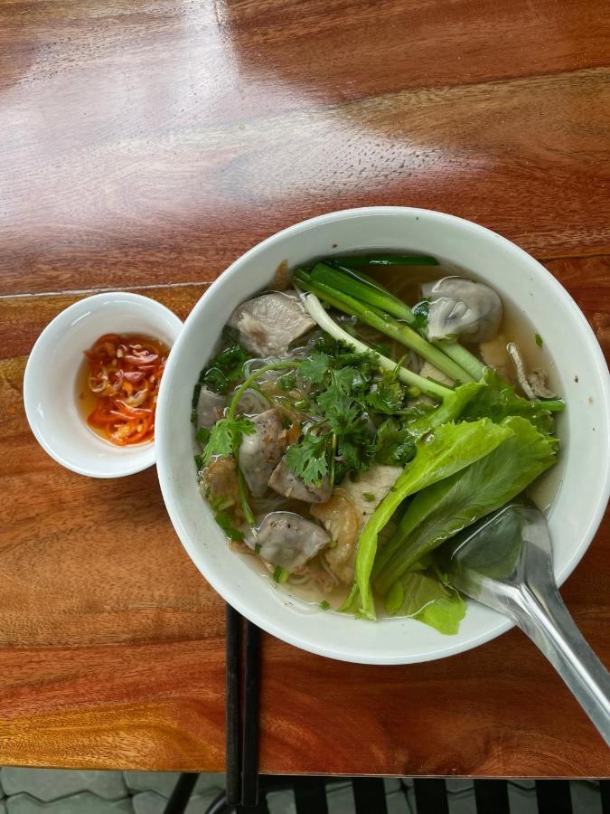 Thuận Phát Hotel Soc Trang Esterno foto