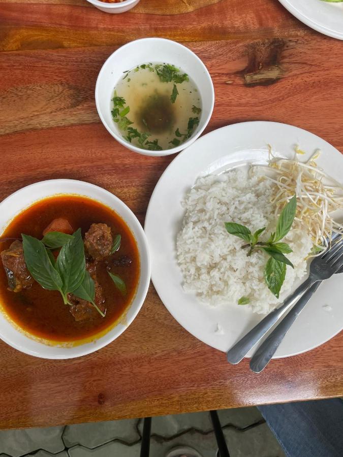 Thuận Phát Hotel Soc Trang Esterno foto